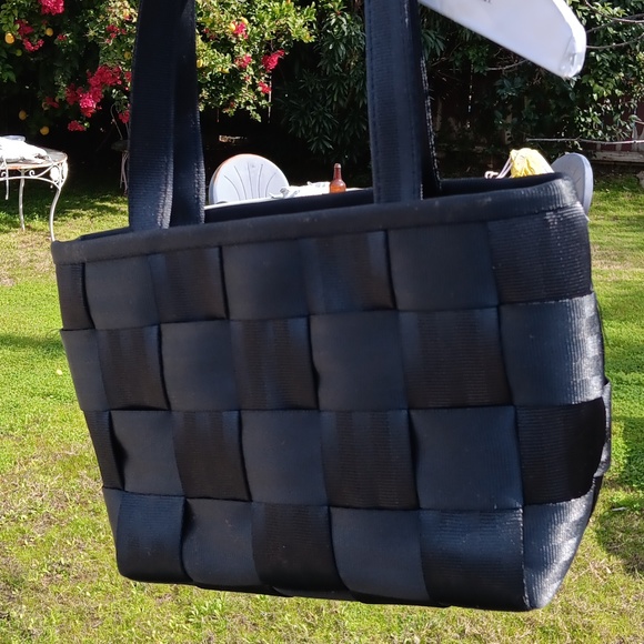 Vintage Harvey seatbelt black bag - Picture 5 of 6